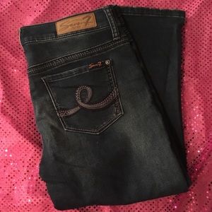 Seven Jeans “girlfriend” cut